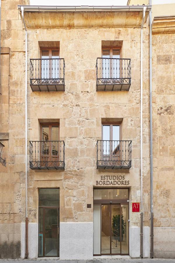 Estudios Bordadores By Valdesierra Salamanca Eksteriør bilde